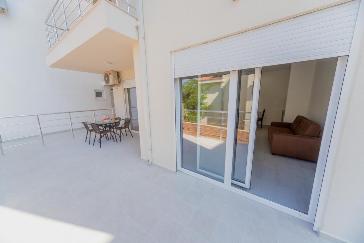 Grejm Lux Family Апартаменти
